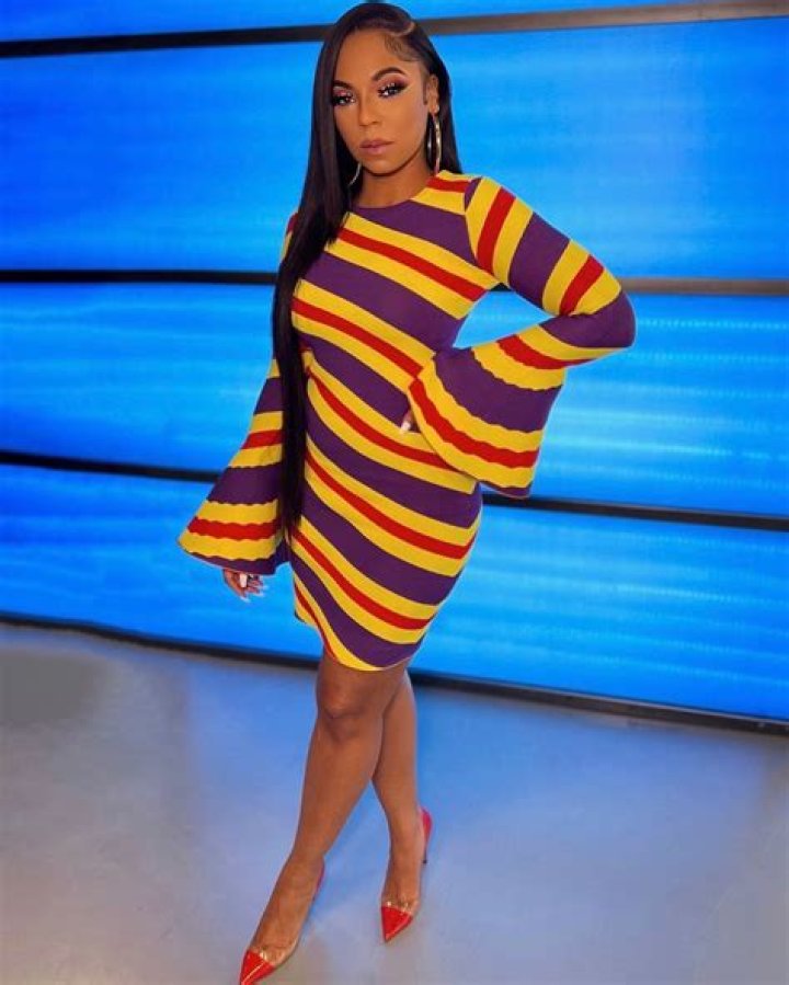 Ashanti and Nelly are expecting their first child together