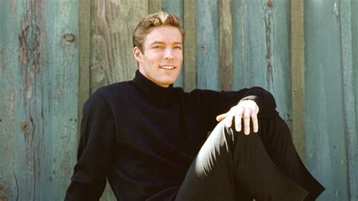 Axel Oxlade-Chamberlain Bio (Wiki) 