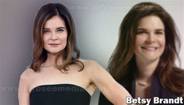 Betsy Brandt Bio (Wiki) 