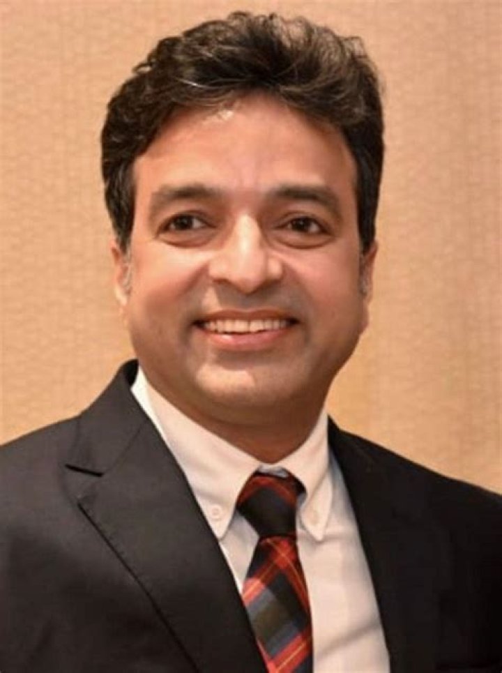 Bhupat 96seemar Wiki, Age, Wife, Children, Net worth, Parents, Siblings, Salary