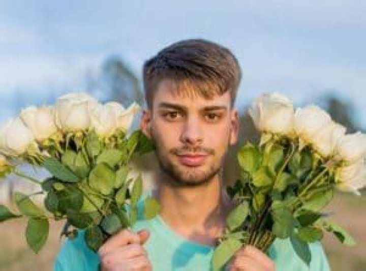 Chandler Hallow Bio (Wiki) 