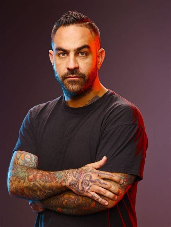 Chris Nunez Bio (Wiki) 