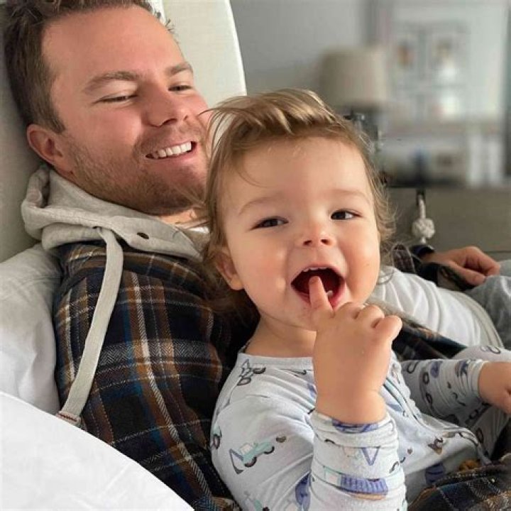 Cody Gifford is expecting first child with wife Erika Brown!