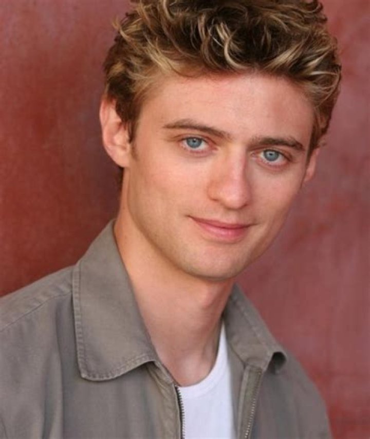 Crispin Freeman Bio (Wiki) 