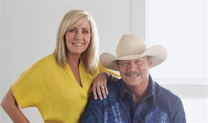 Denise Jackson Bio (Wiki) 