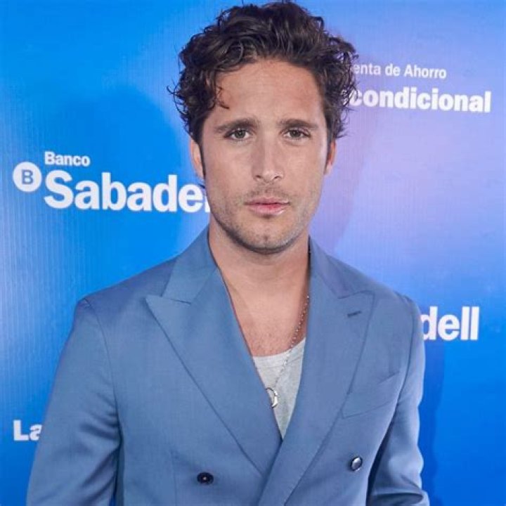 Diego Boneta Bio (Wiki) 