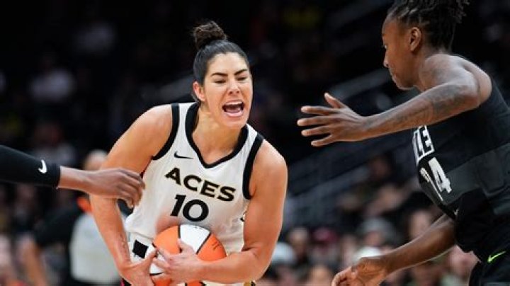 Is Kelsey Plum a lesbian?