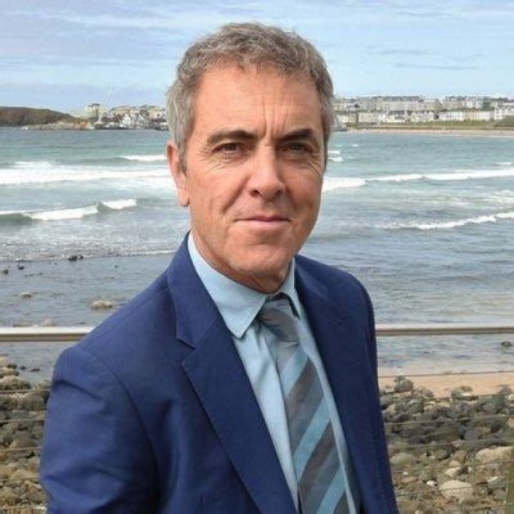 James Nesbitt Bio (Wiki) 