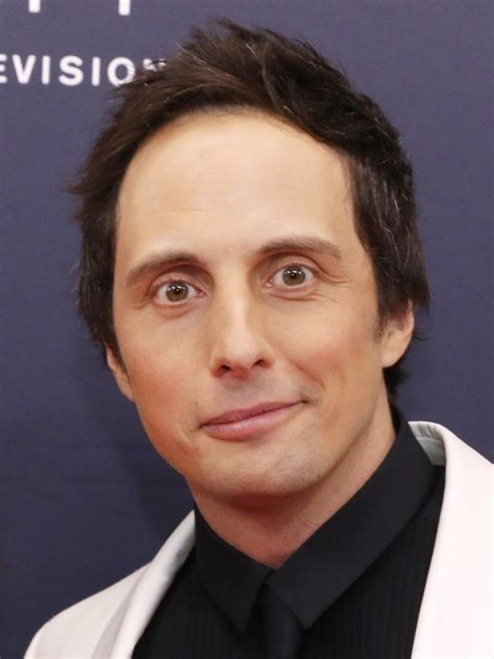 Jonny Harris Bio (Wiki) 