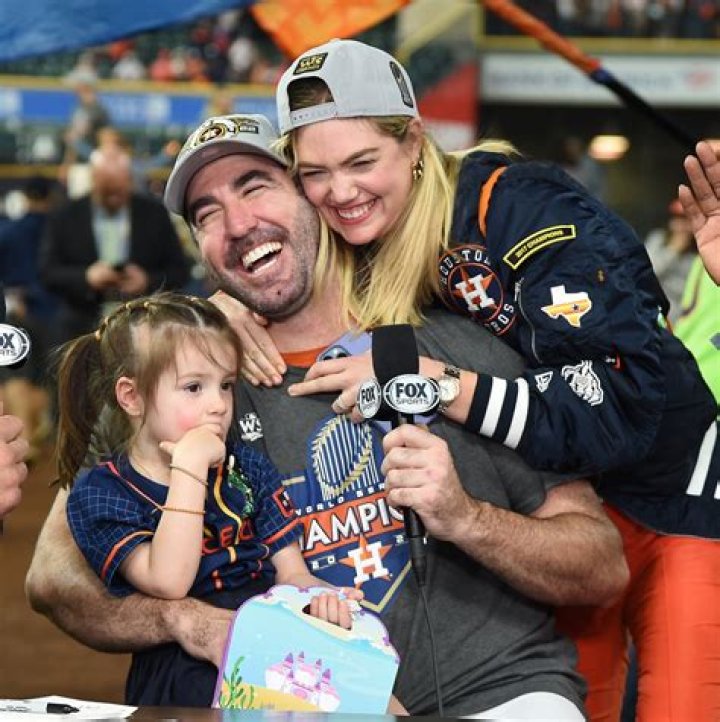 Kate Upton & Justin Verlander welcomed a girl named Genevieve Upton Verlander