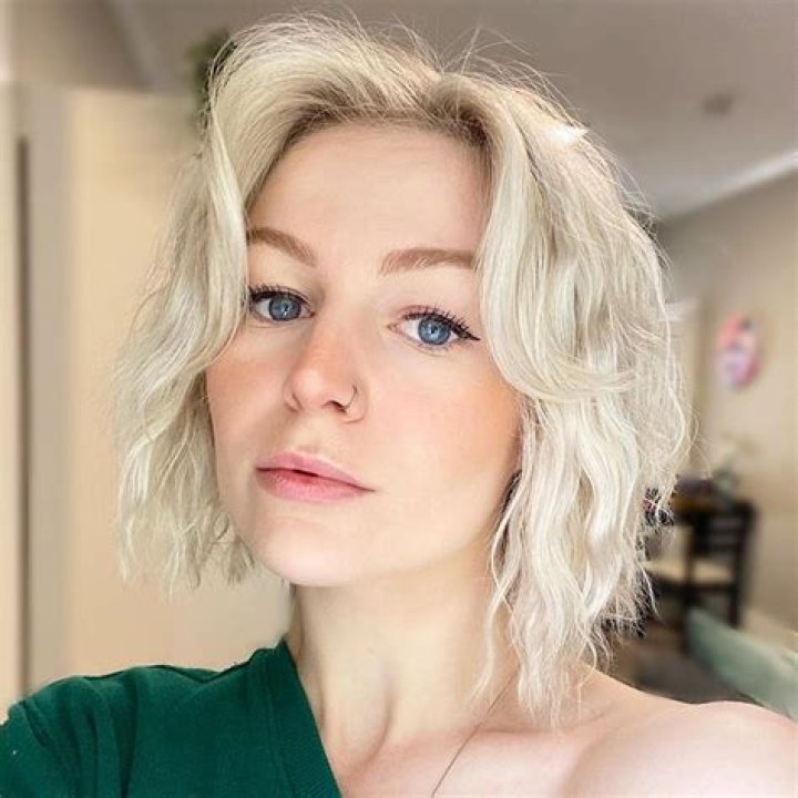 Kris Collins Bio (Wiki) 