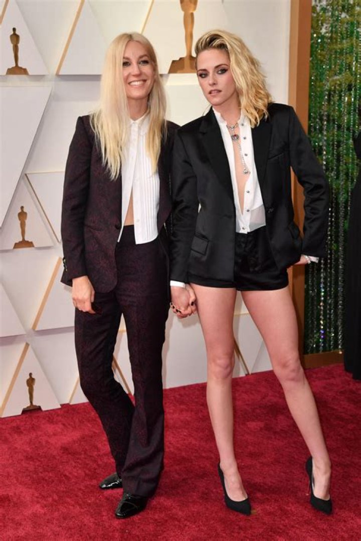 Lesbian Dylan Meyer Attends Pre-Oscars Celebrations 2022 With Fiance Kristen Stewart