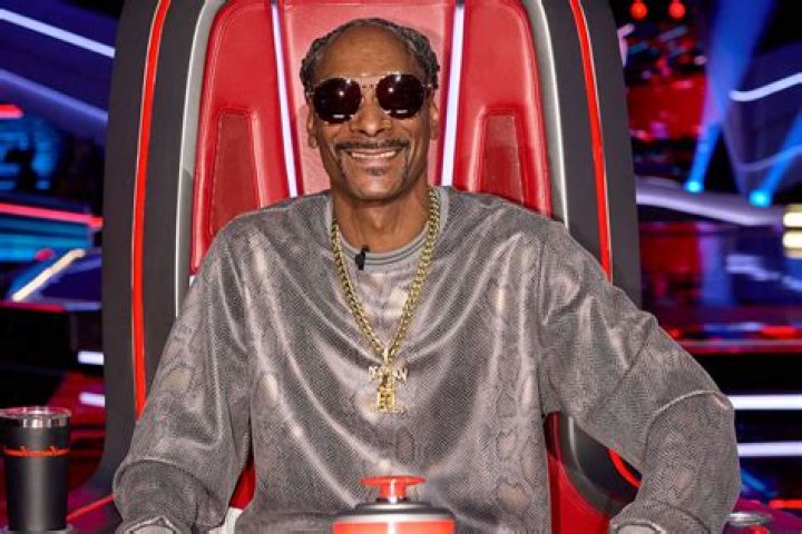 Snoop Dog makes his phone number public