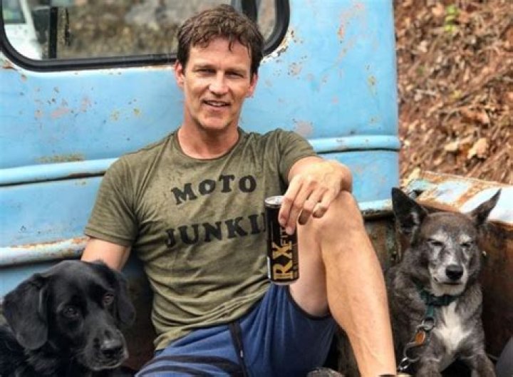 Stephen Moyer Bio (Wiki) 