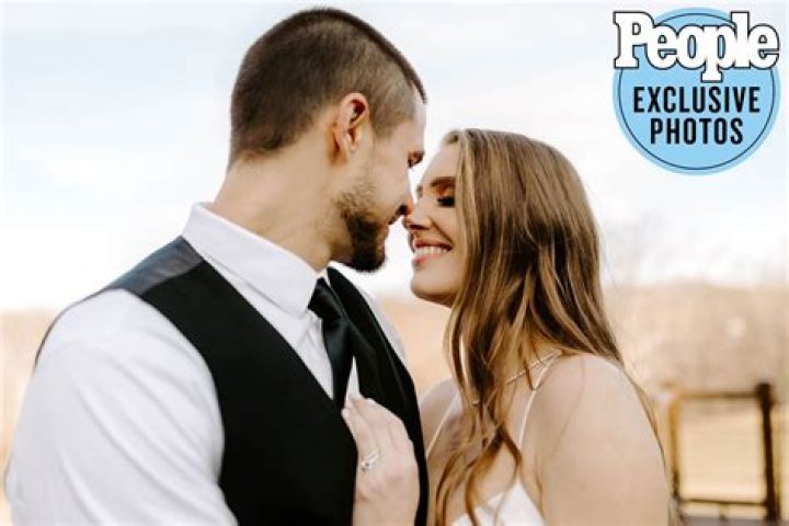 Why did Jenna Compono and Zach Nichols postpone the marriage? Know about their relationship and social media