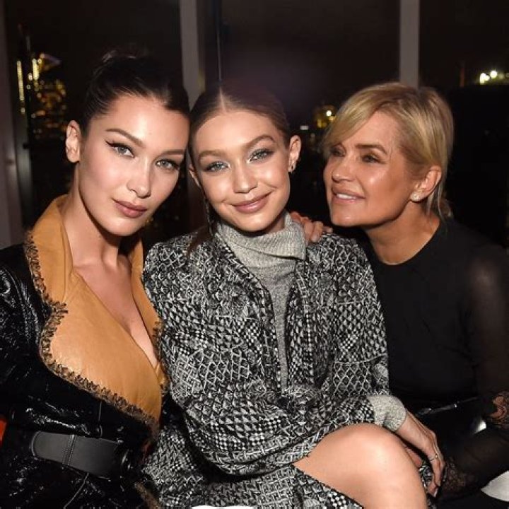 Yolanda Hadid: Starting her own show “Model Moms”; Helping the aspiring Teen Models to achieve Dreams/Career!! Also about her guidance on her children Gigi and Bella Hadid!!!